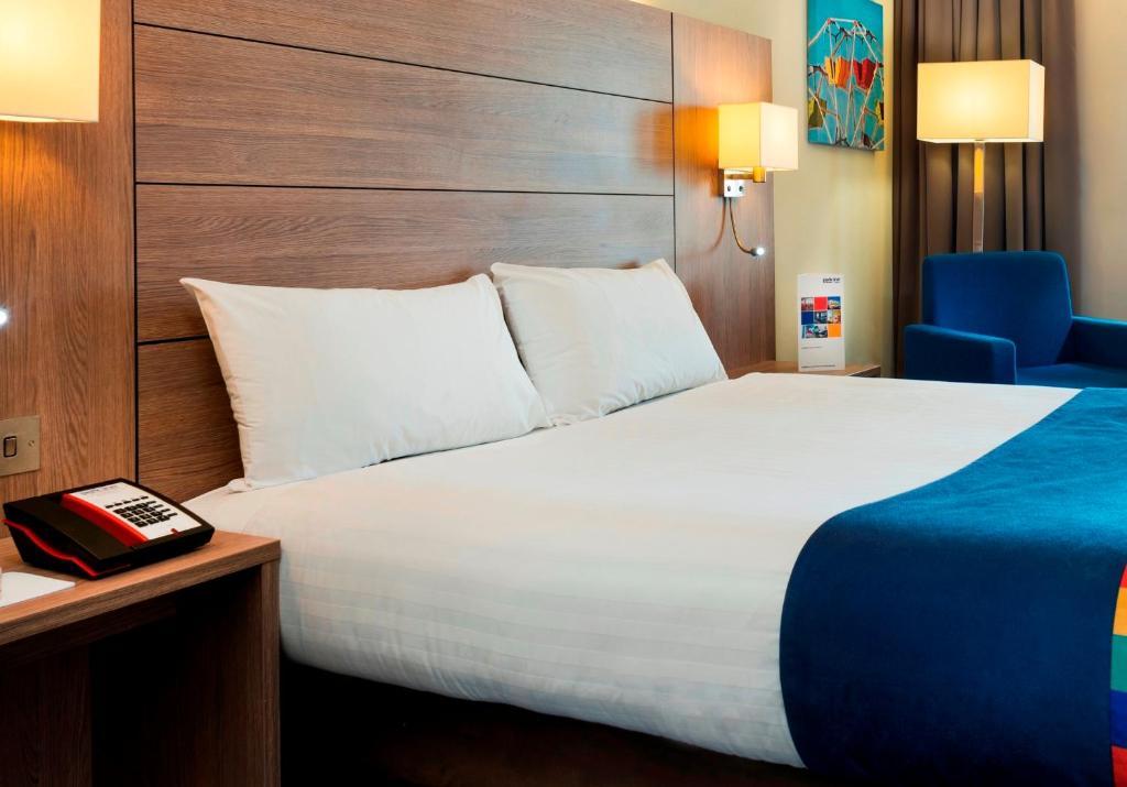 Standard Room,43854355:JPEG