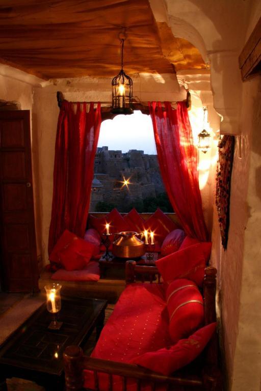 Heritage Room with Shared Bathroom