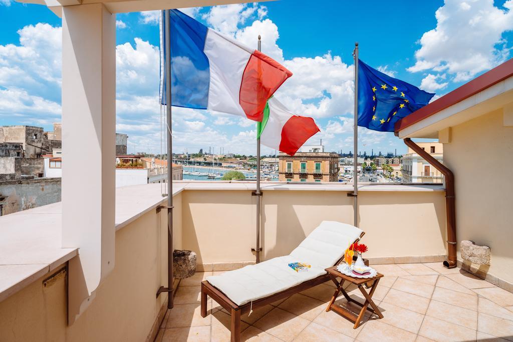 Chambre Double ou Lits Jumeaux avec Terrasse - Vue sur Mer