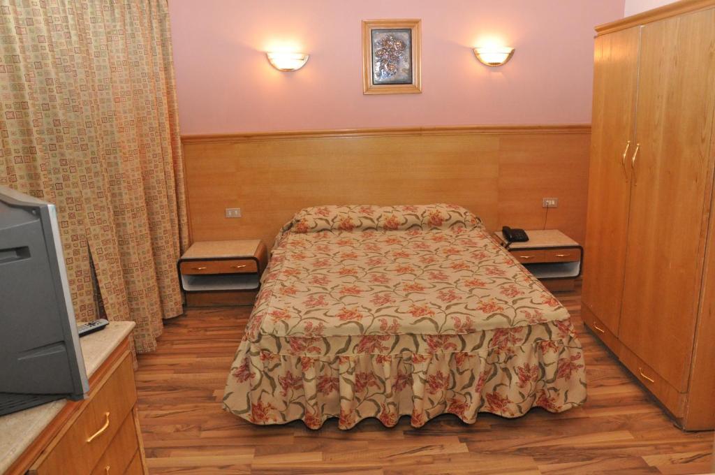 Two-Bedroom Suite