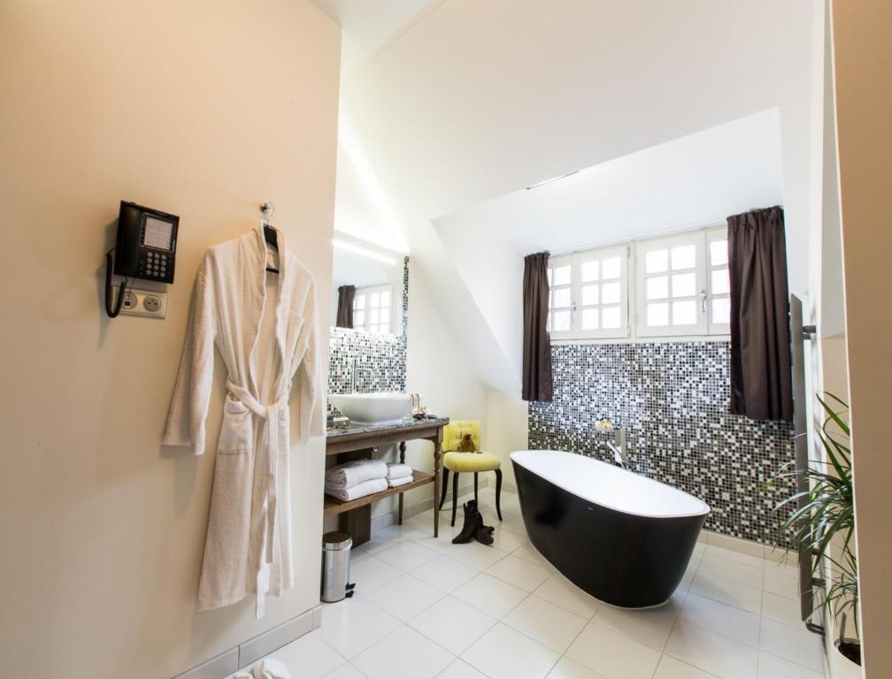 Superior Double Room,44277796:JPEG