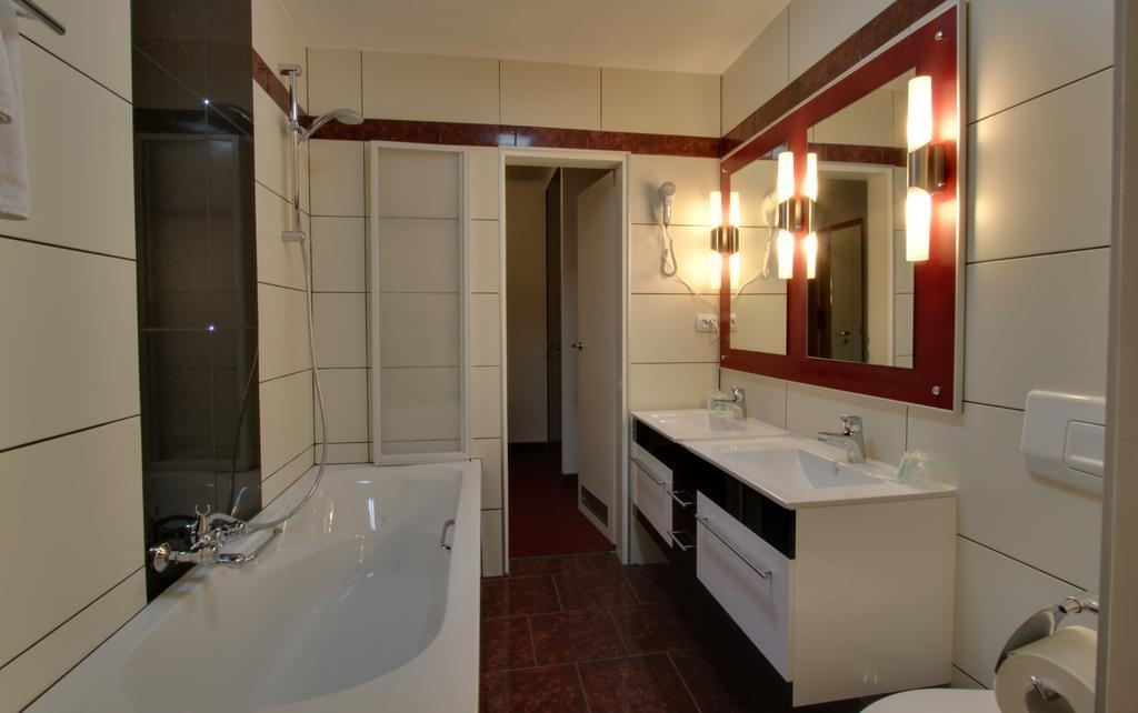 Family Room (Two double rooms next to each other)