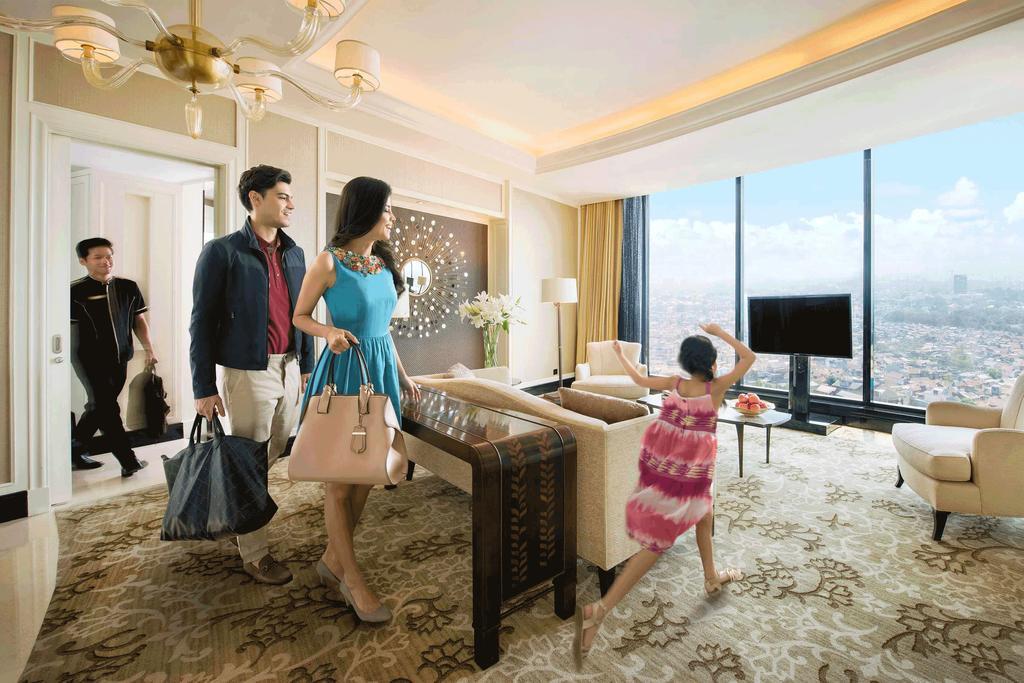 Celebrity Suite with Free Benefit
