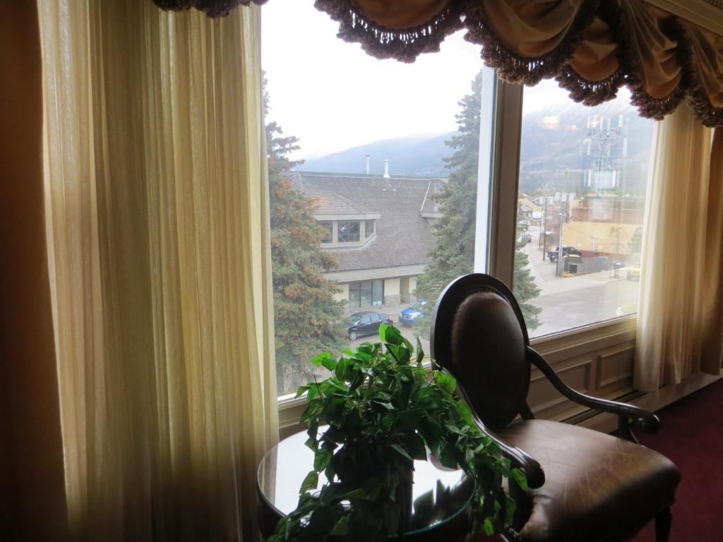 Executive One-Bedroom Suite