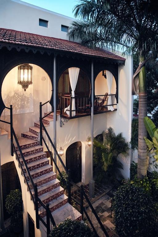 Balcony Room