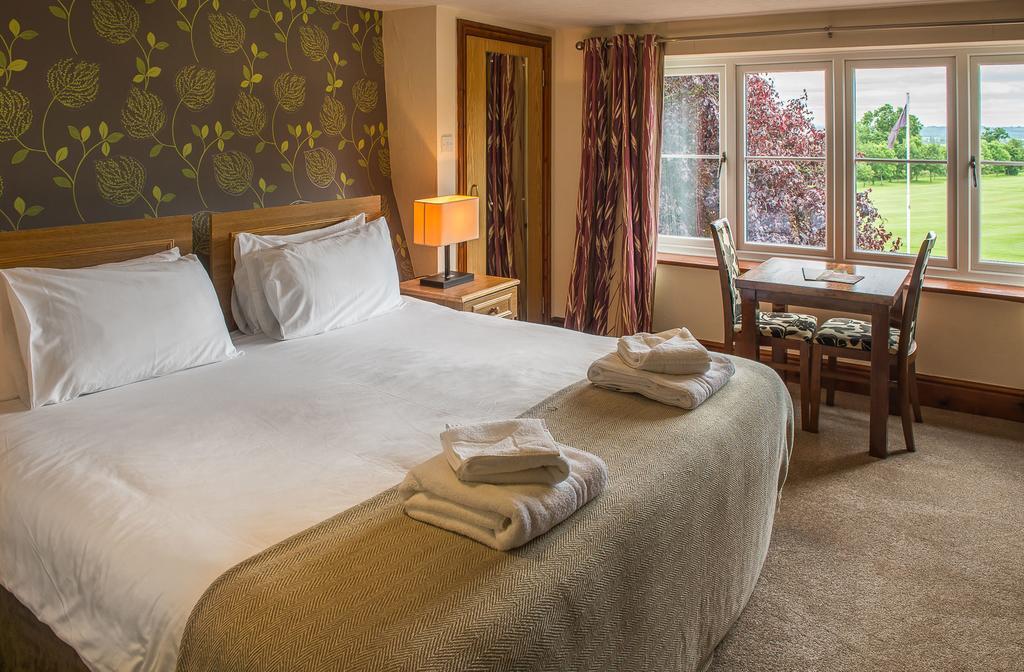 Junior Suite with Garden View