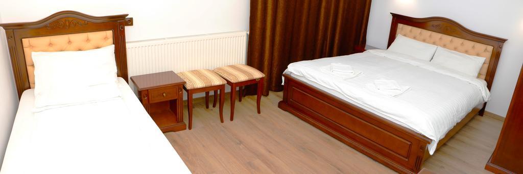 Dreibettzimmer