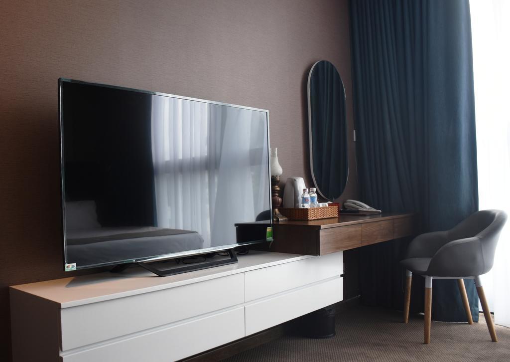 Luxury Triple Room,701470849:JPEG