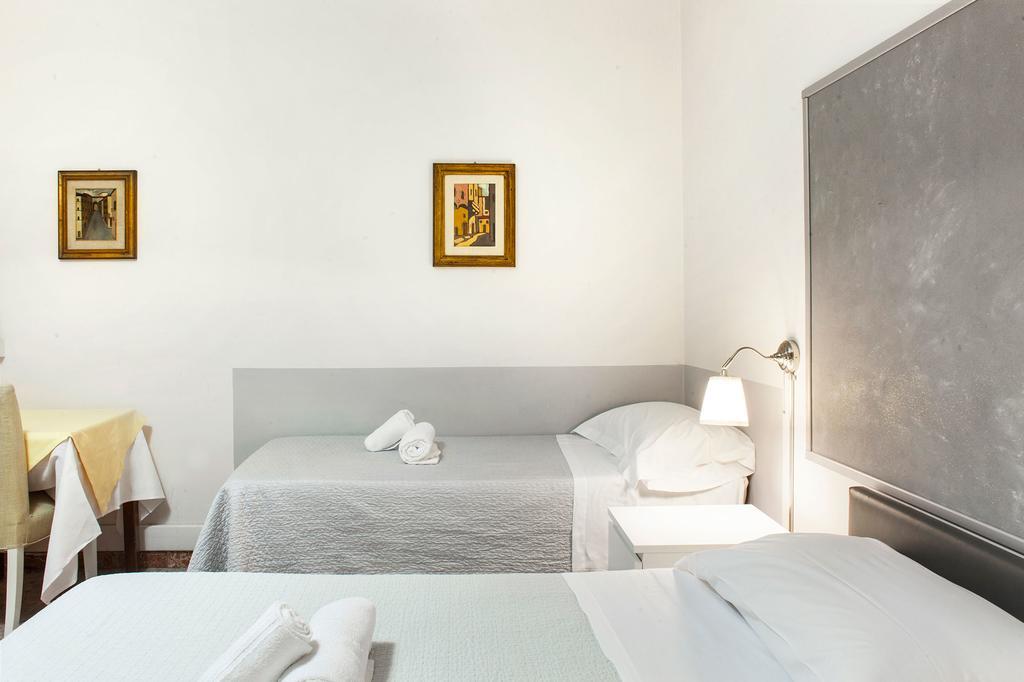 Chambre Familiale avec Salle de Bains Privée Externe