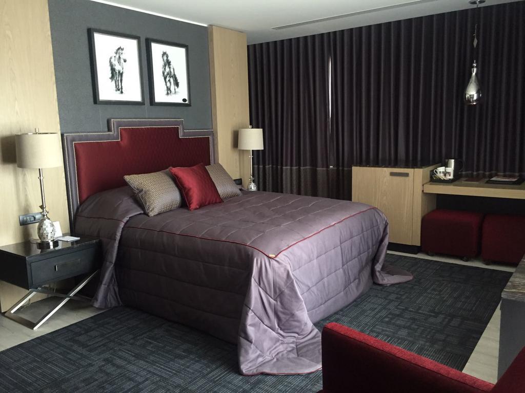 Diamond Deluxe Room,447011874:JPEG