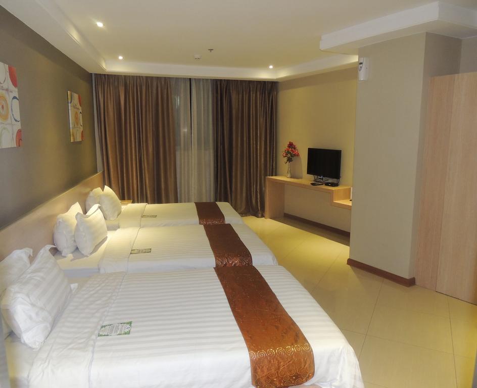 Superior Triple Room