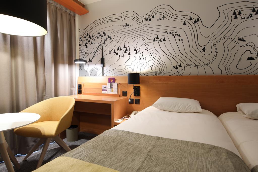 Standard Room Two Single Beds,449205045:JPEG