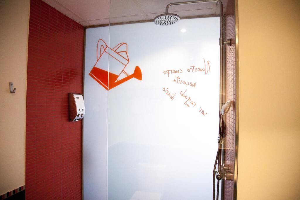 Chambre Triple avec Parking Gratuit