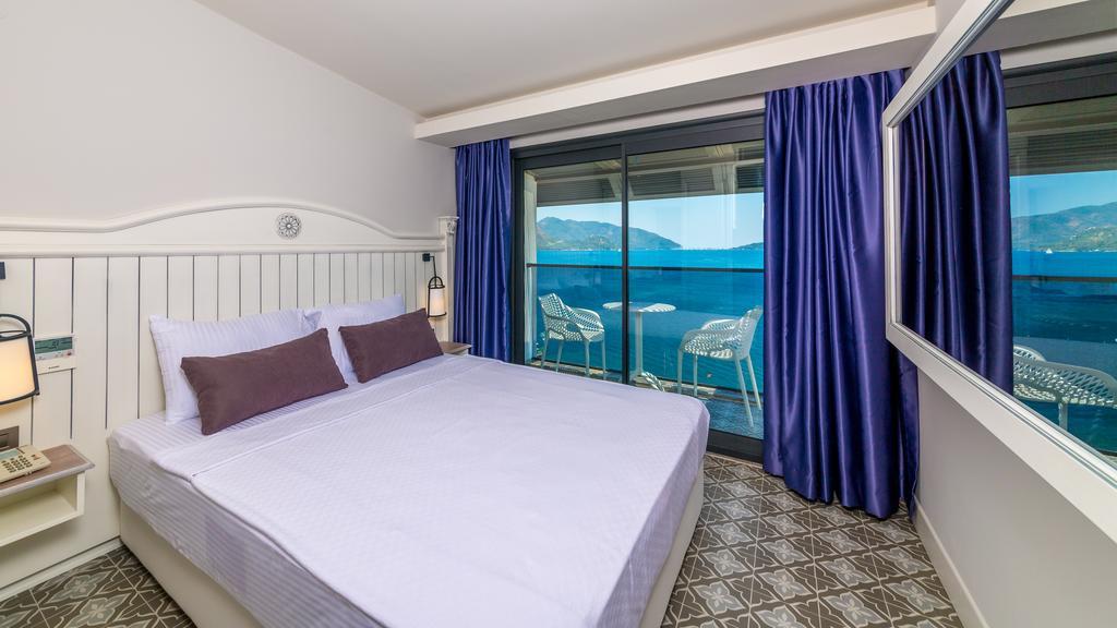 Deluxe Çift Kişilik Oda - Deniz Manzaralı