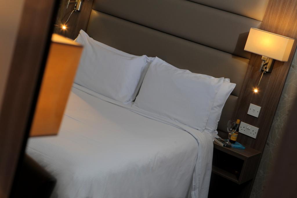 Standard Double Room - Non-Smoking