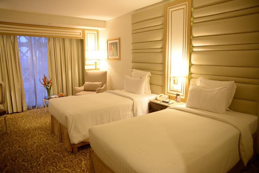 Pearl Twin Room