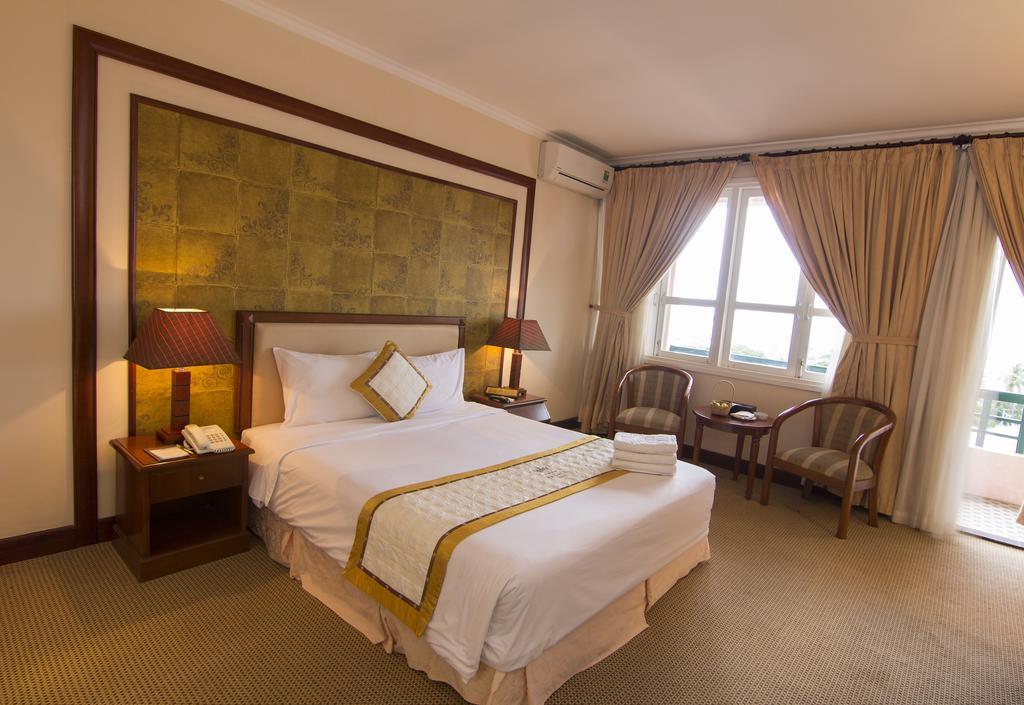 Phòng Deluxe Giường Đôi Nhìn Ra Biển