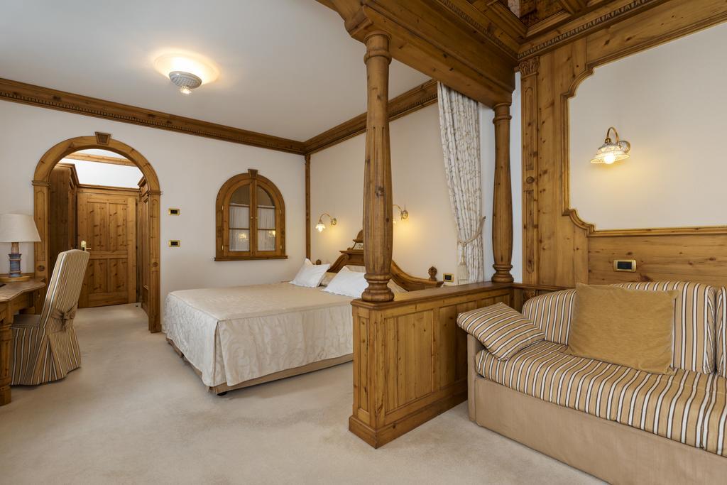 Deluxe Double Room with Spa Bath