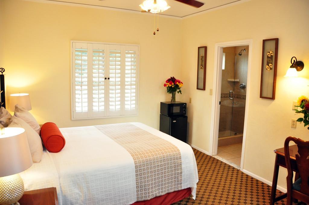 Kamer met Queensize Bed