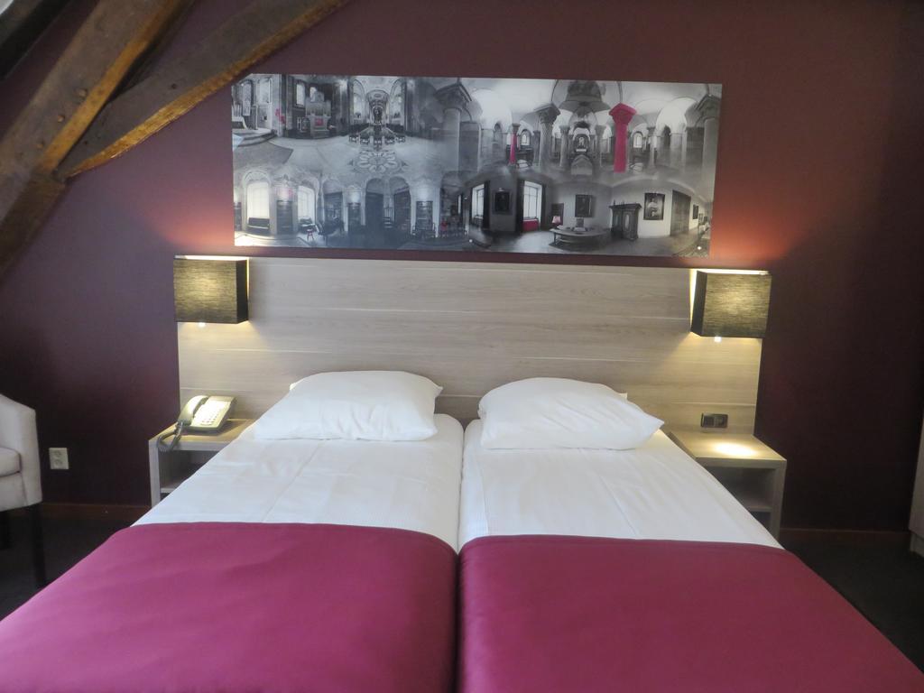 Double Room,451243320:JPEG