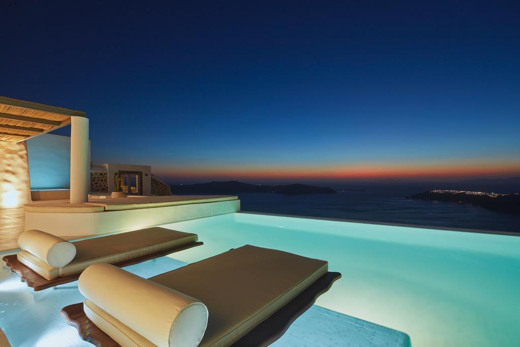 Astra Private Villa with Caldera View