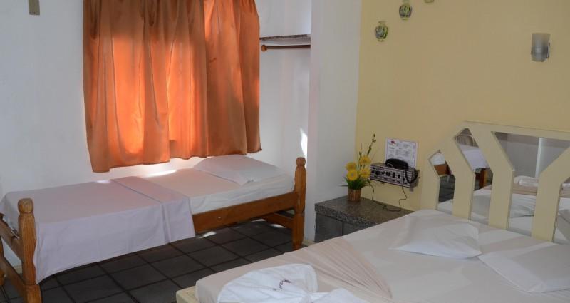 Quarto Triplo Standard com Ventilador
