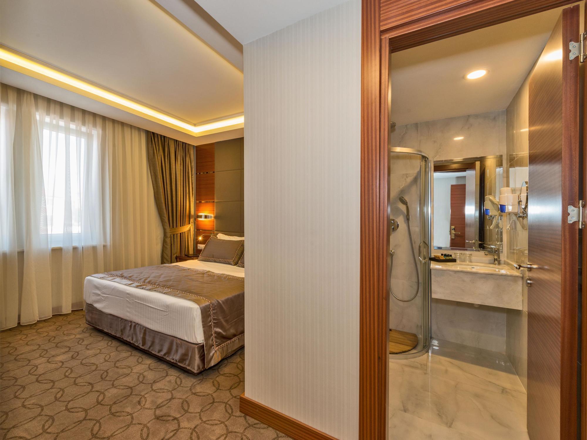 Economy Double or Twin Room