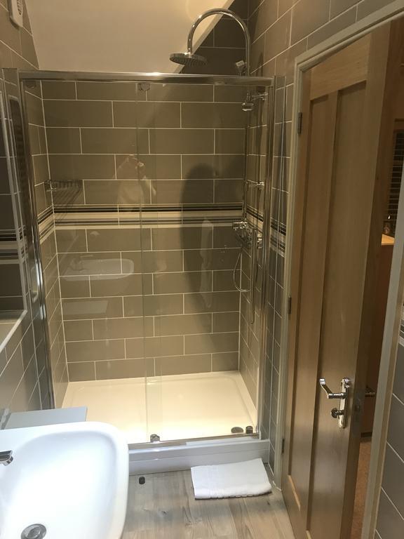 Deluxe Double Room with Shower