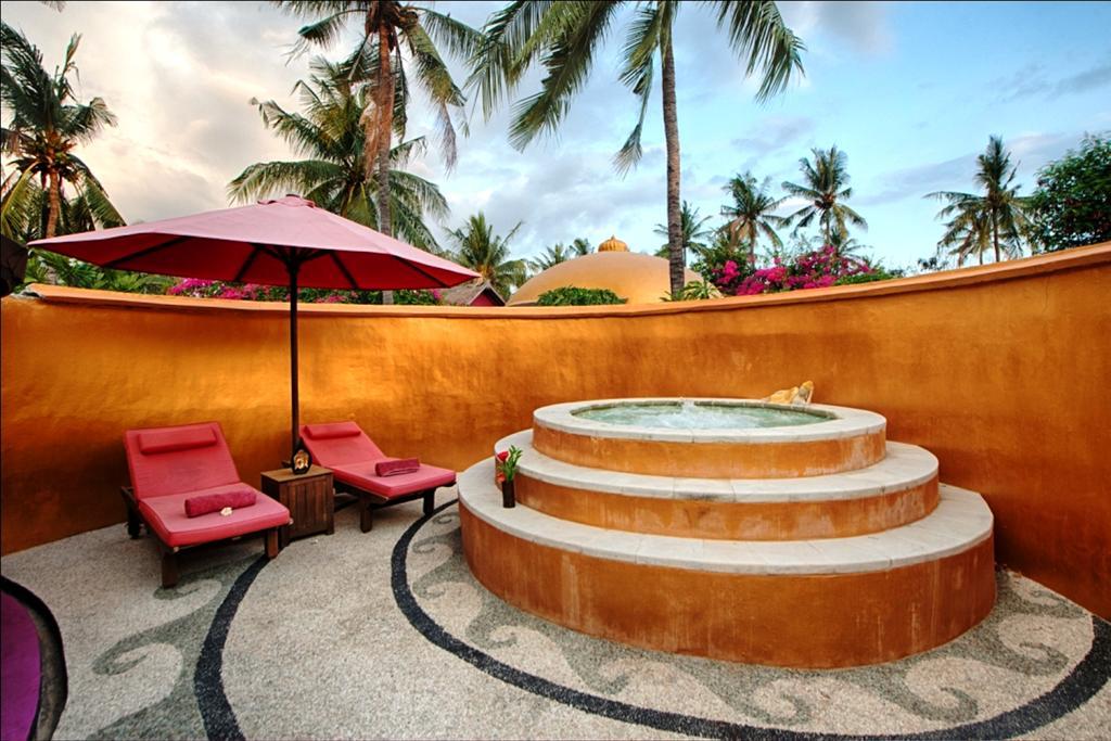 Jacuzzi Loft Villa