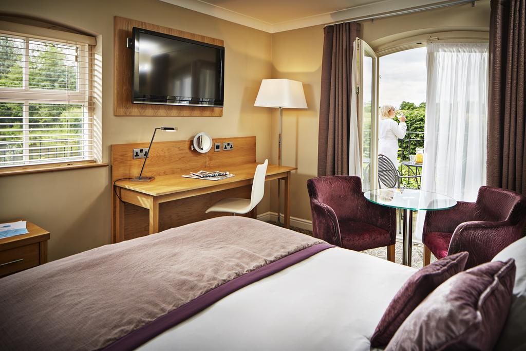 Twin Room with View