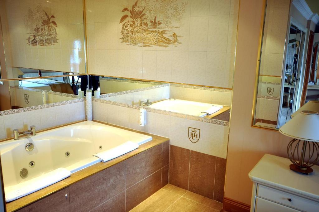 Premier Suite with Sea View