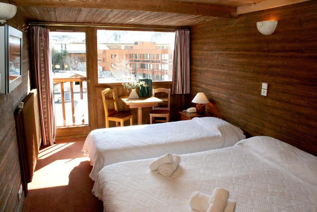 Superior Triple Room