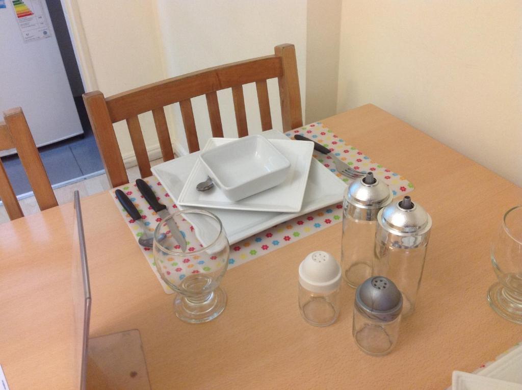 Studio Apartment (2 Adults)
