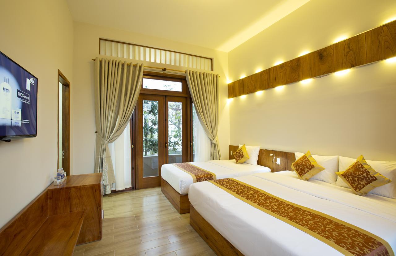 Phòng Deluxe Giường Đôi/2 Giường Đơn Nhìn Ra Vườn