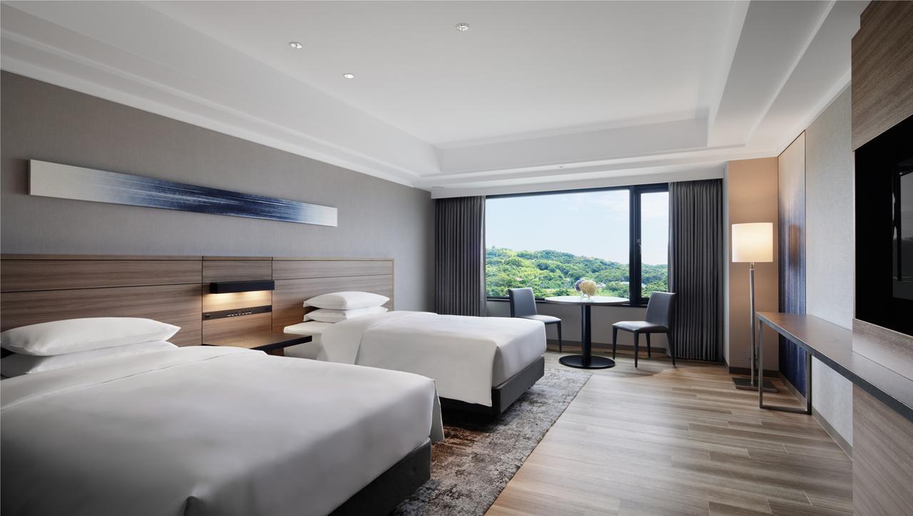 Deluxe Twin Room with Garden View