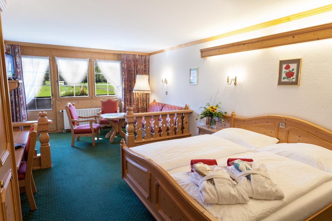 Junior Suite with Balcony & Mountain View