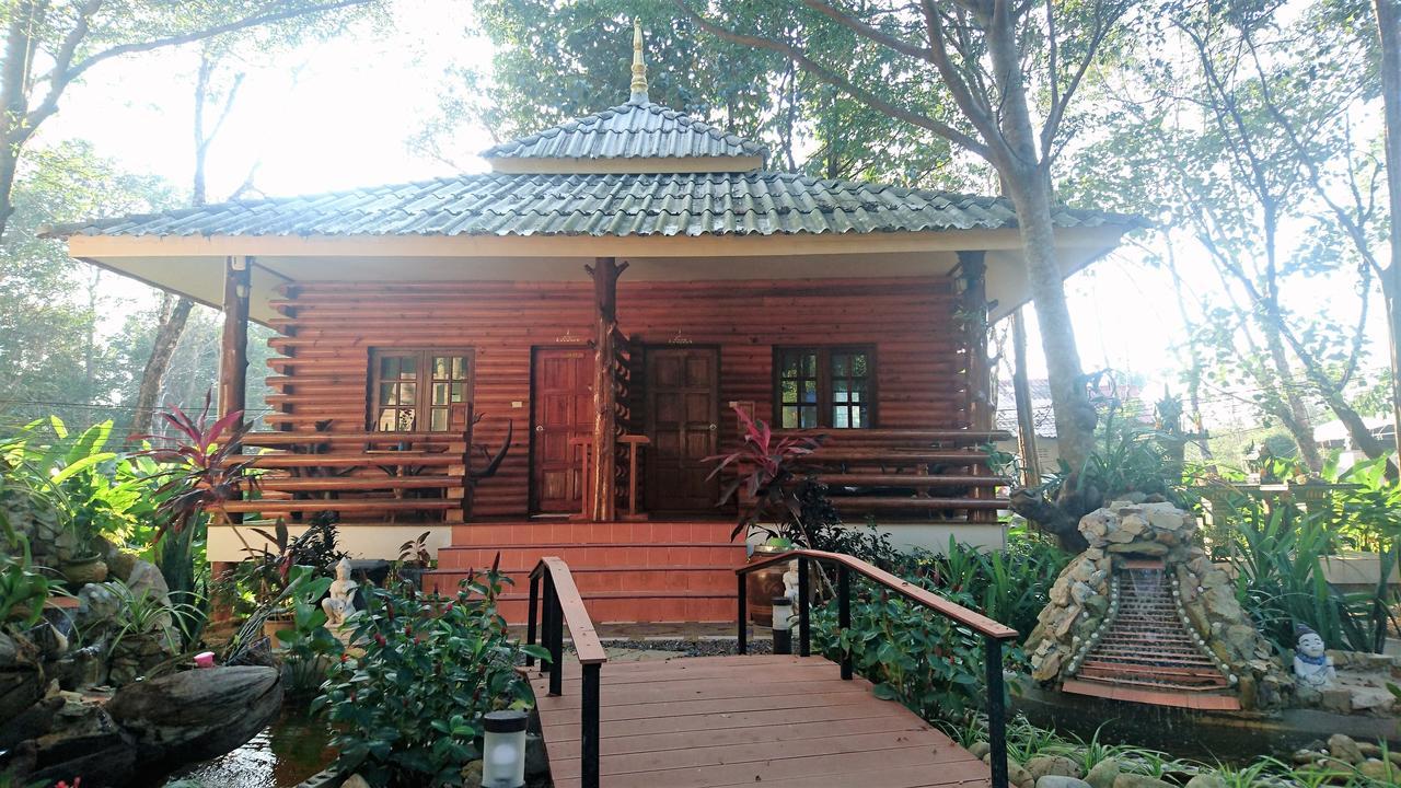 Deluxe Double or Twin Room with Garden View
