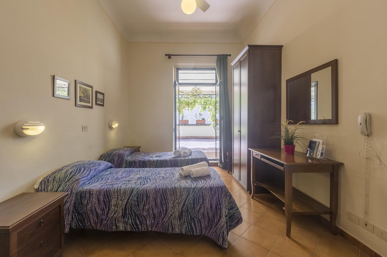 2 habitaciones comunicadas