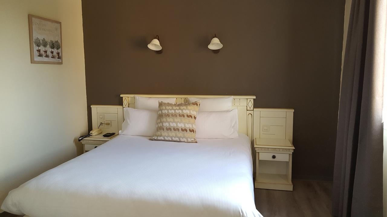 Suite with Pool View