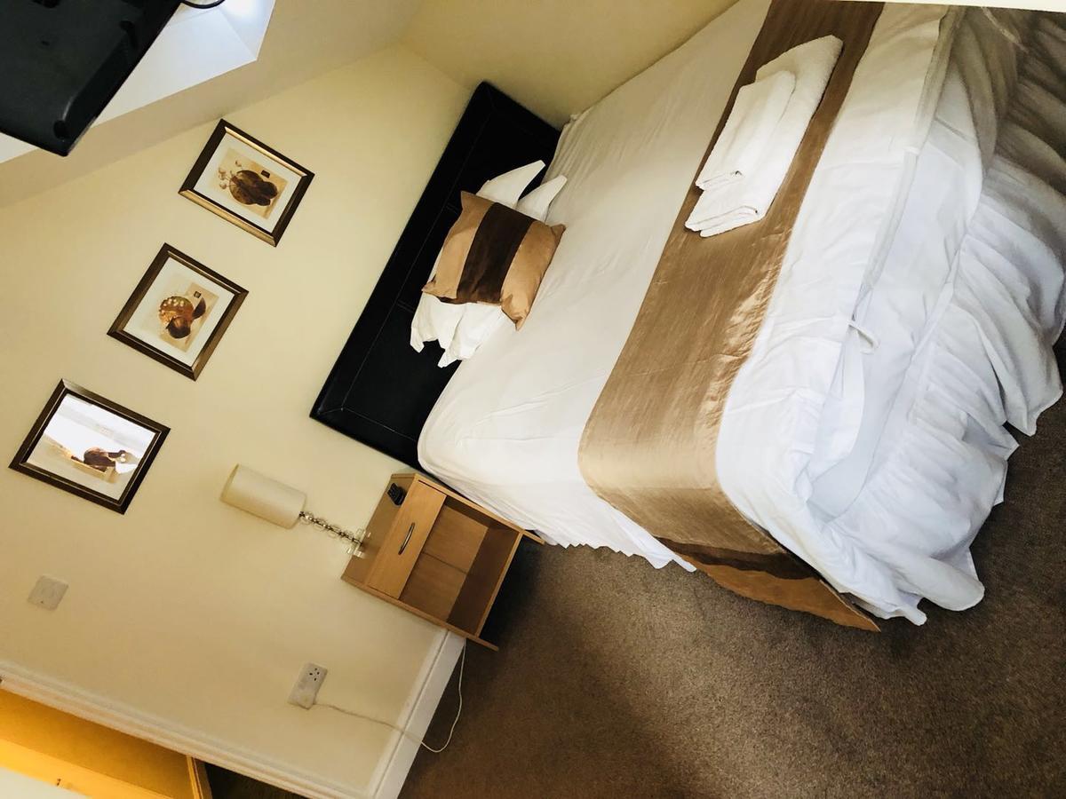 Deluxe Single Room