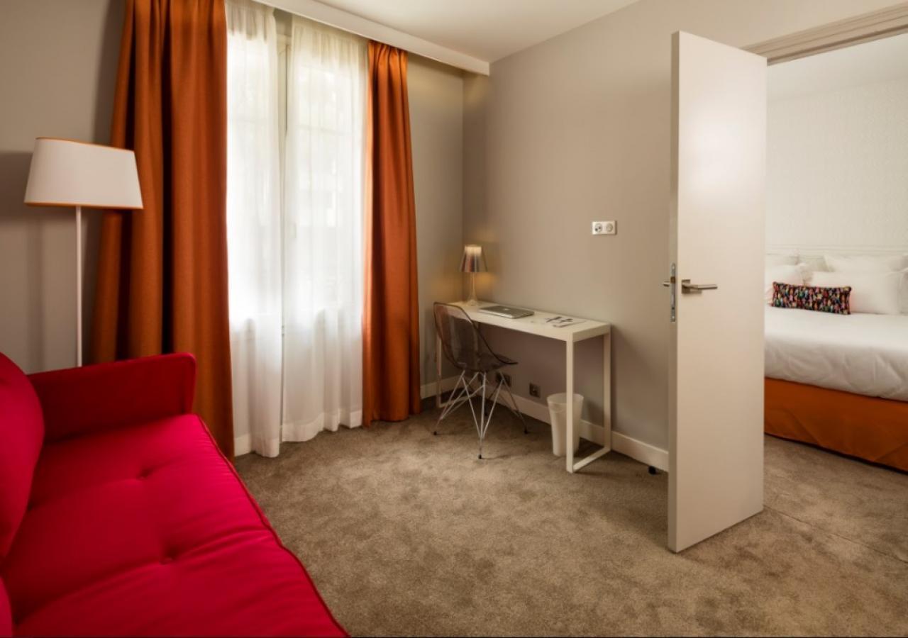 Suite