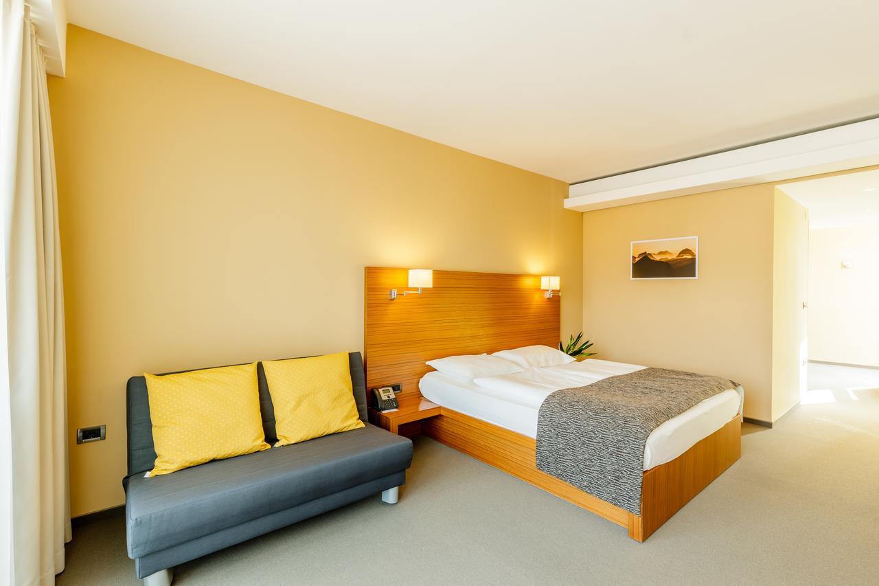 Special Offer - Family Room with New Year's Package