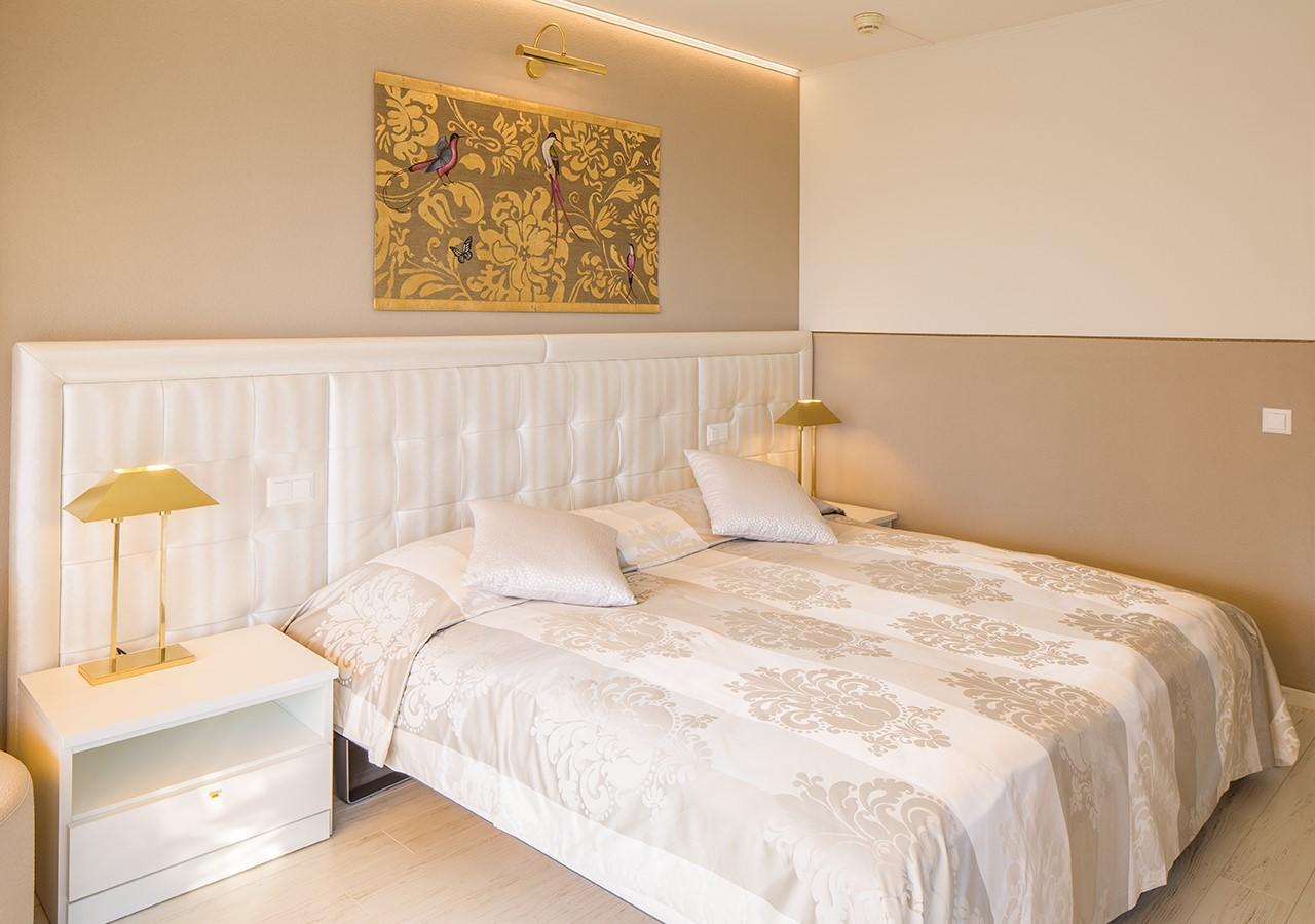 Deluxe Double Room Terrace Lake View
