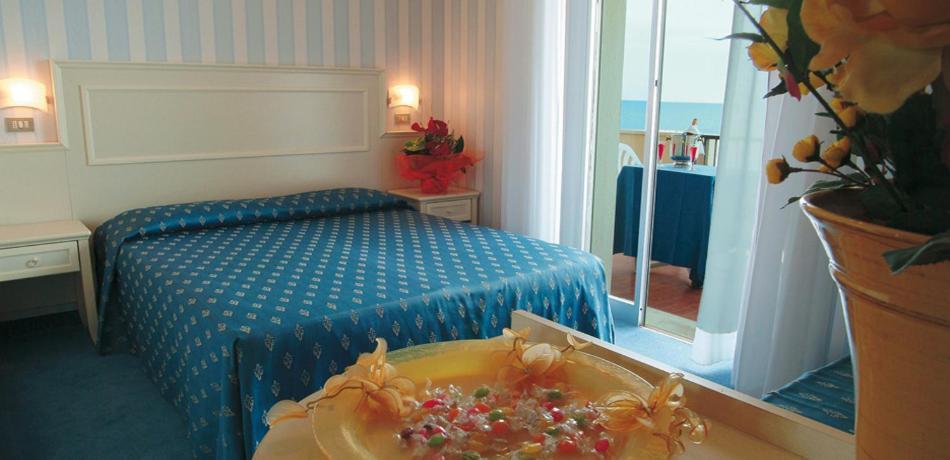 Deluxe Double or Twin Room Sea View