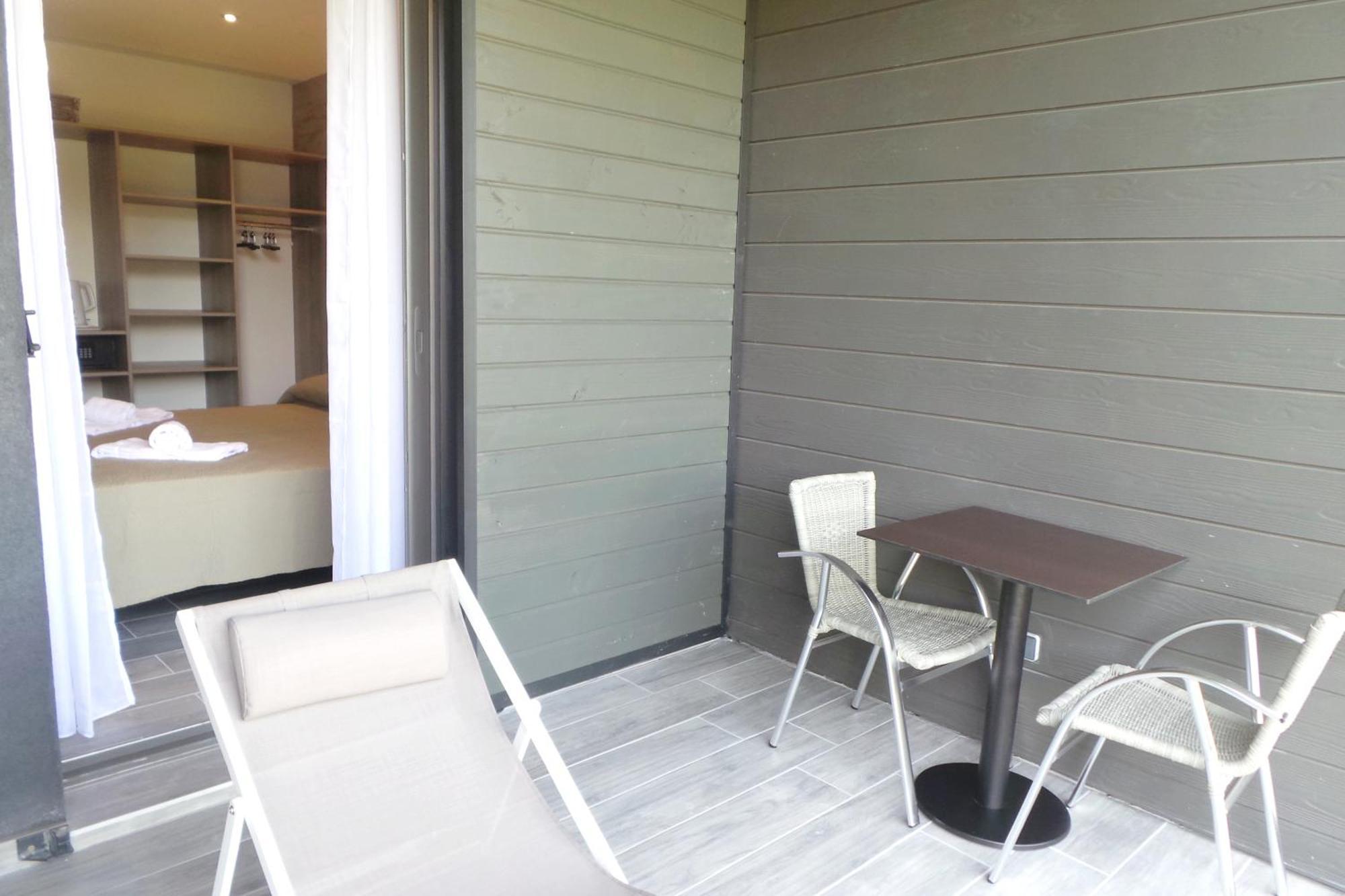 Studio with Hotel Service
