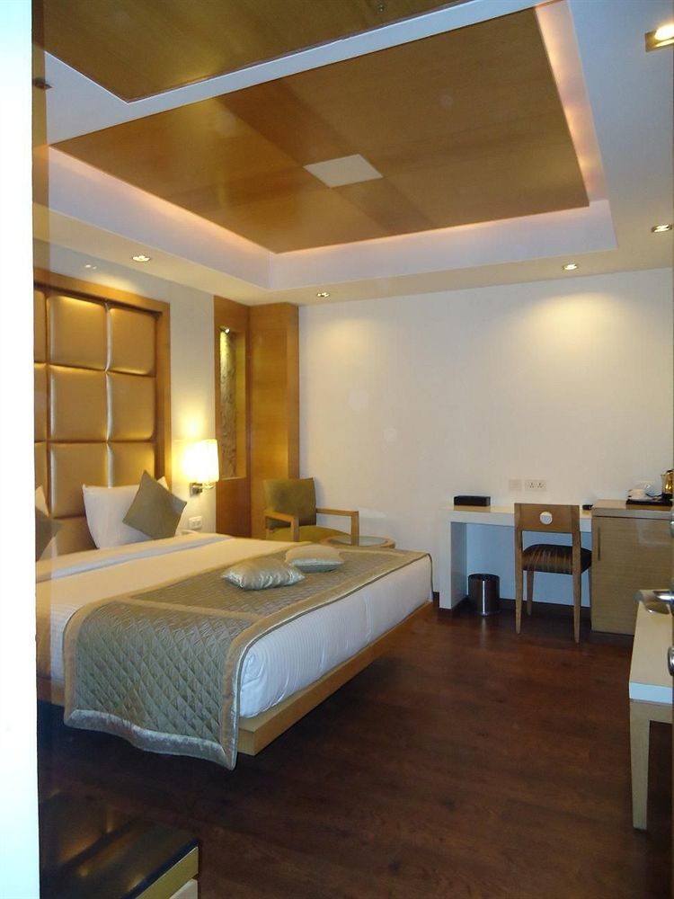 Family Junior Suite (2 Adults + 2 Children)