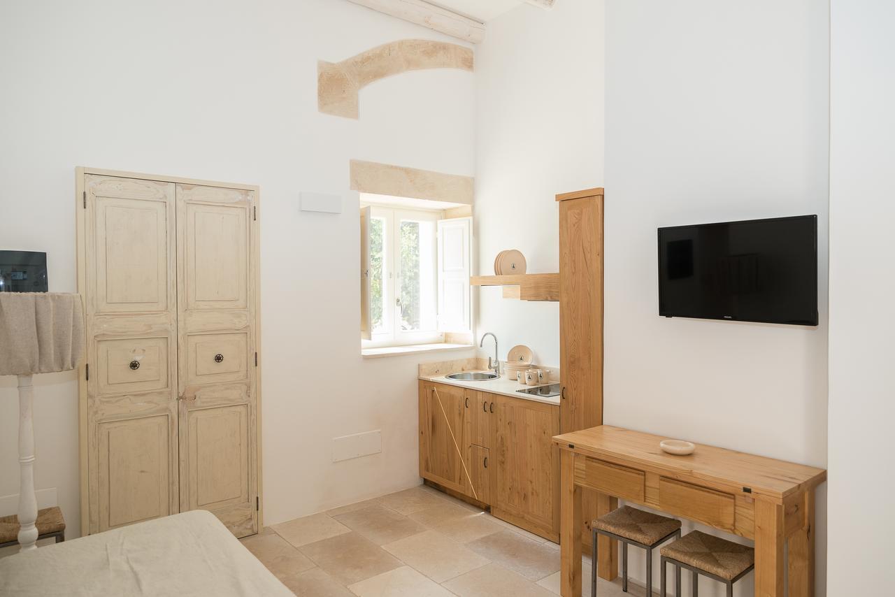 Large Suite - Split Level