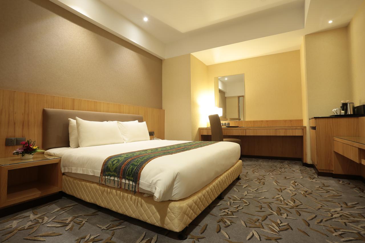 Standard King Room (No Window)