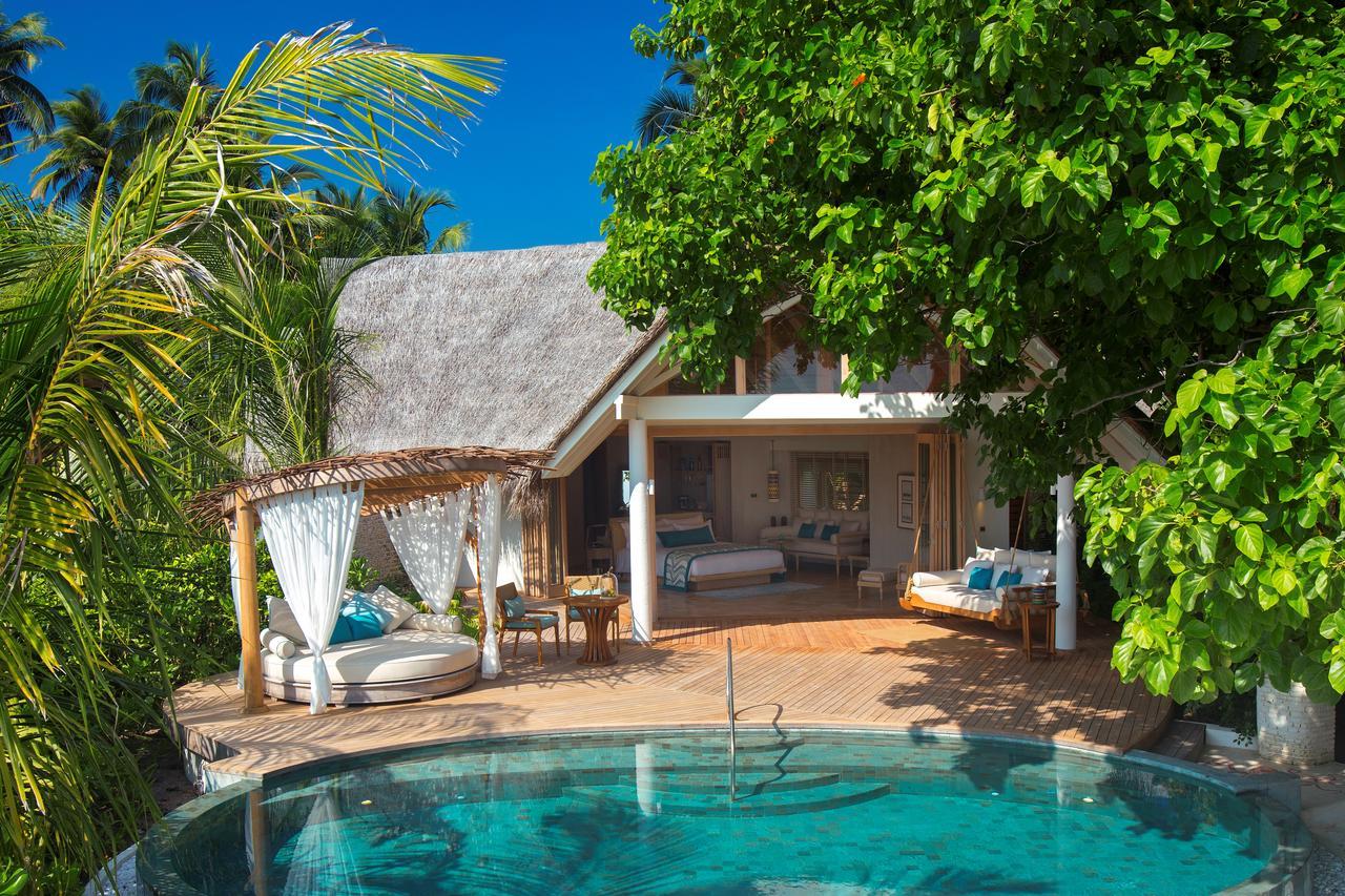 Strandvilla met Eigen Zwembad