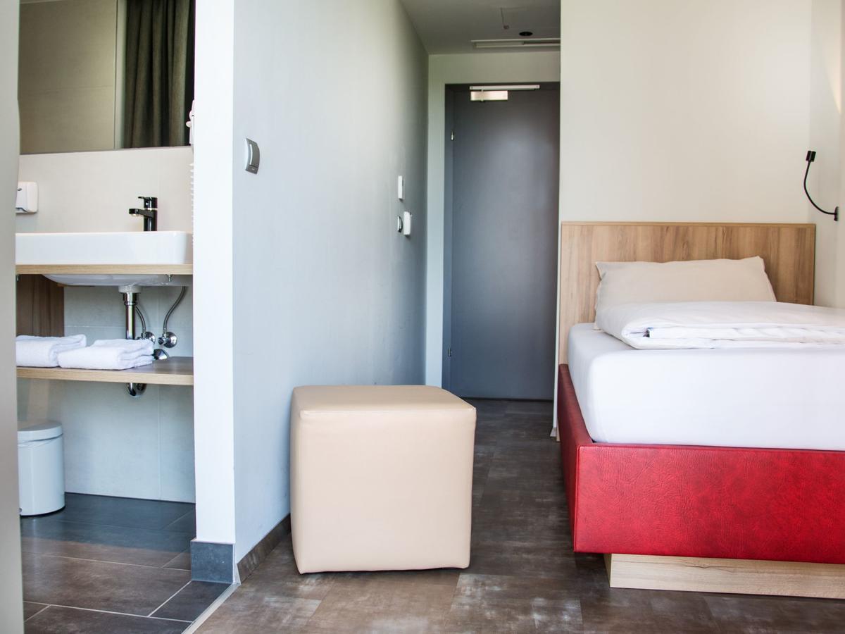Comfort Single Room